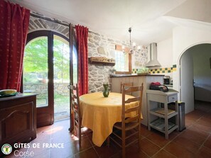 Dining - Vrbo Property (PATRIMONIO)