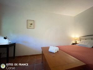 Room - Vrbo Property (PATRIMONIO)