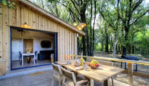 Gite à Prunelli di Fiumorbo, La Côte Orientale, Haute-Corse, labellisé Gites de France: la terrasse