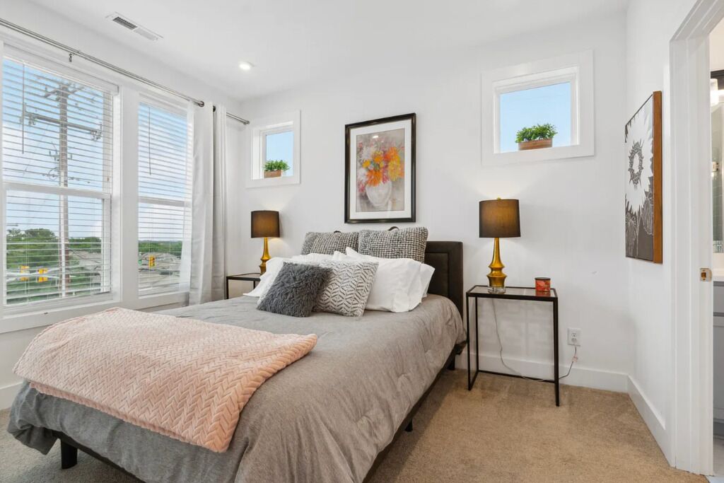 2 chambres, fer et planche à repasser, Wi-Fi gratuit, draps fournis