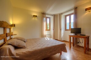 Room - Vrbo Property (ORTALE)