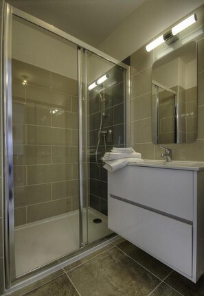 Bathroom - Capu Neru - COTI CHIAVARI (COTI CHIAVARI)