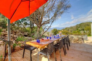 Outdoor dining - Casa Culumbu - SOTTA (SOTTA)