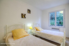 Room - Vrbo Property (PATRIMONIO)