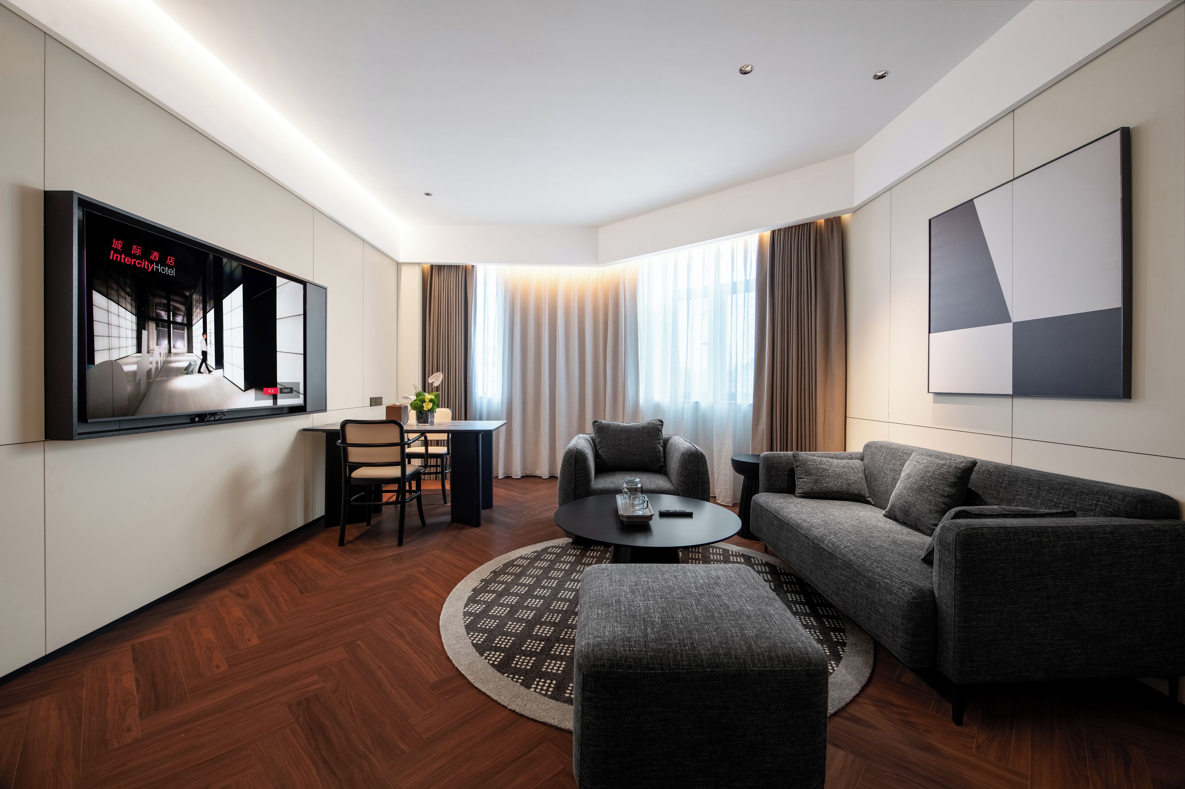 Luxury Double Room, City View