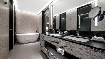 Luxury Double Room, City View | Bathroom | Shower, rainfall showerhead, free toiletries, hair dryer