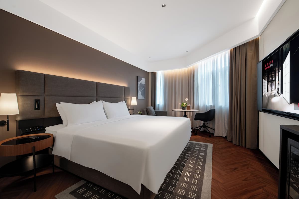Basic Double Room, City View | Premium bedding, down comforters, free minibar, individually decorated