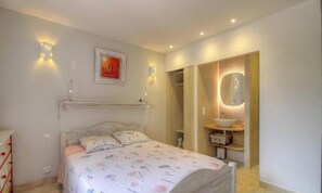 Room - Dubs House - SAINTE LUCIE DE PORTO VECCHIO (SAINTE LUCIE DE PORTO VECCHIO)