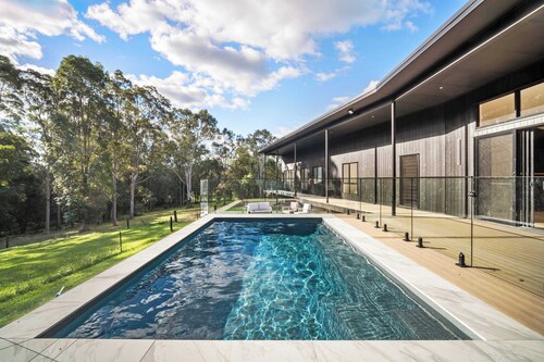 Endeavour Grey - Mothar Mt Horse & Guest Stay