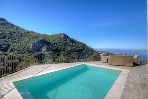 Pool - Vrbo Property (FARINOLE)