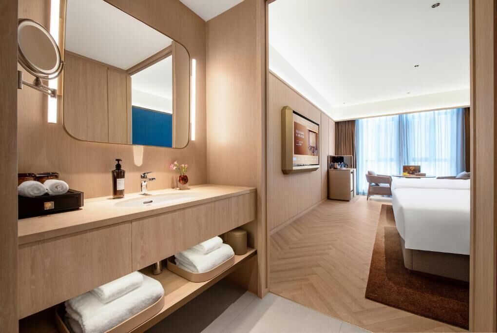 Superior Twin Room, City View | Laptop workspace, free WiFi