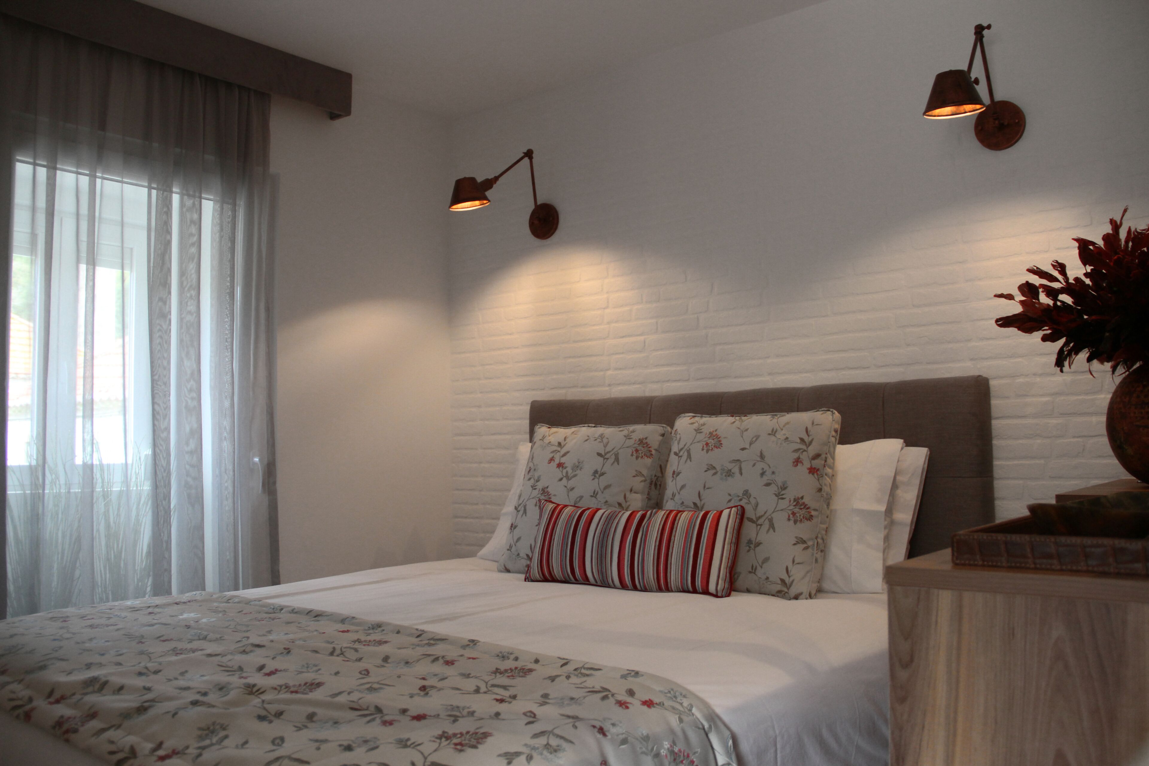 1 bedroom, internet, bed sheets