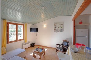 Living area - Le Romarin - SOTTA - Gîte (SOTTA)