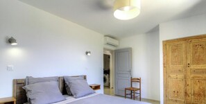 2 Schlafzimmer, Reisekinderbett, kostenloses WLAN
