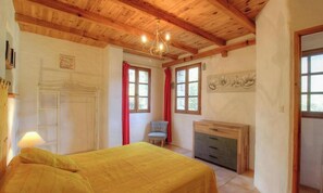 Travel cot, free WiFi - Eléonore - LEVIE - Gîte (LEVIE)