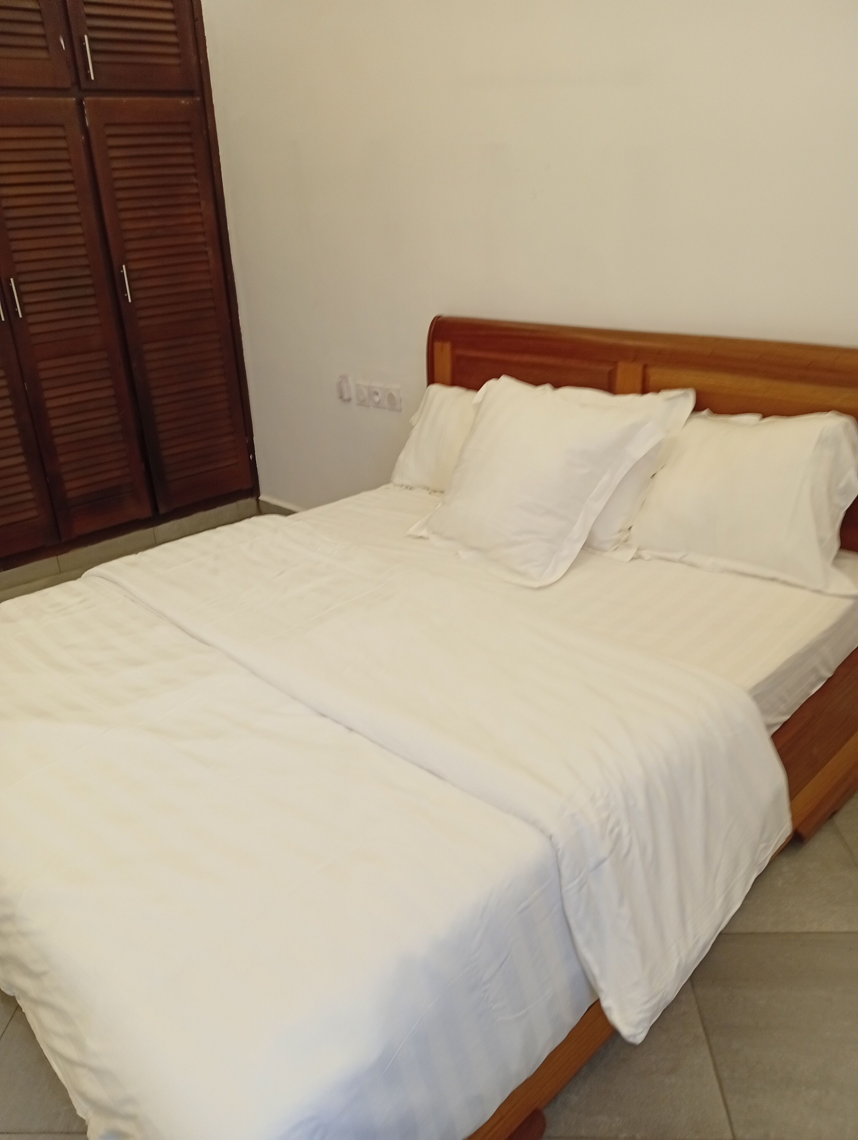 Àtic Deluxe, 3 dormitoris, cuina, vistes a la ciutat | Escriptori i espai de treball apte per a portàtils 