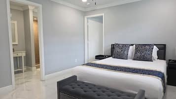 4 bedrooms, iron/ironing board, travel cot, free WiFi