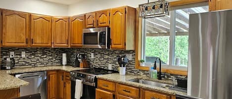 Fridge, microwave, oven, dishwasher