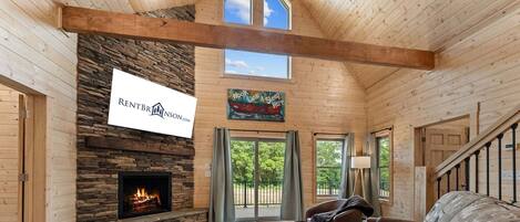 Smart TV, fireplace