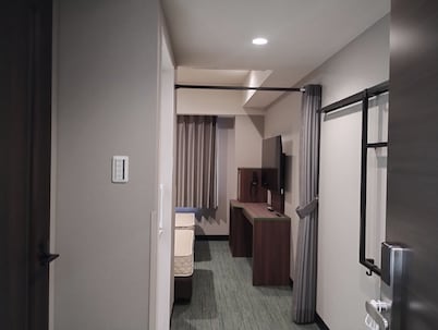 HOTEL RAH