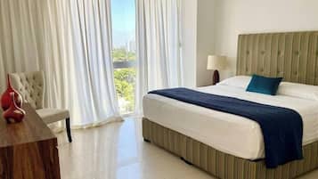 Departamento | Ropa de cama de alta calidad y caja de seguridad en la habitación