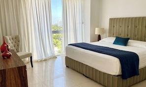 Departamento | Ropa de cama de alta calidad y caja de seguridad en la habitación 