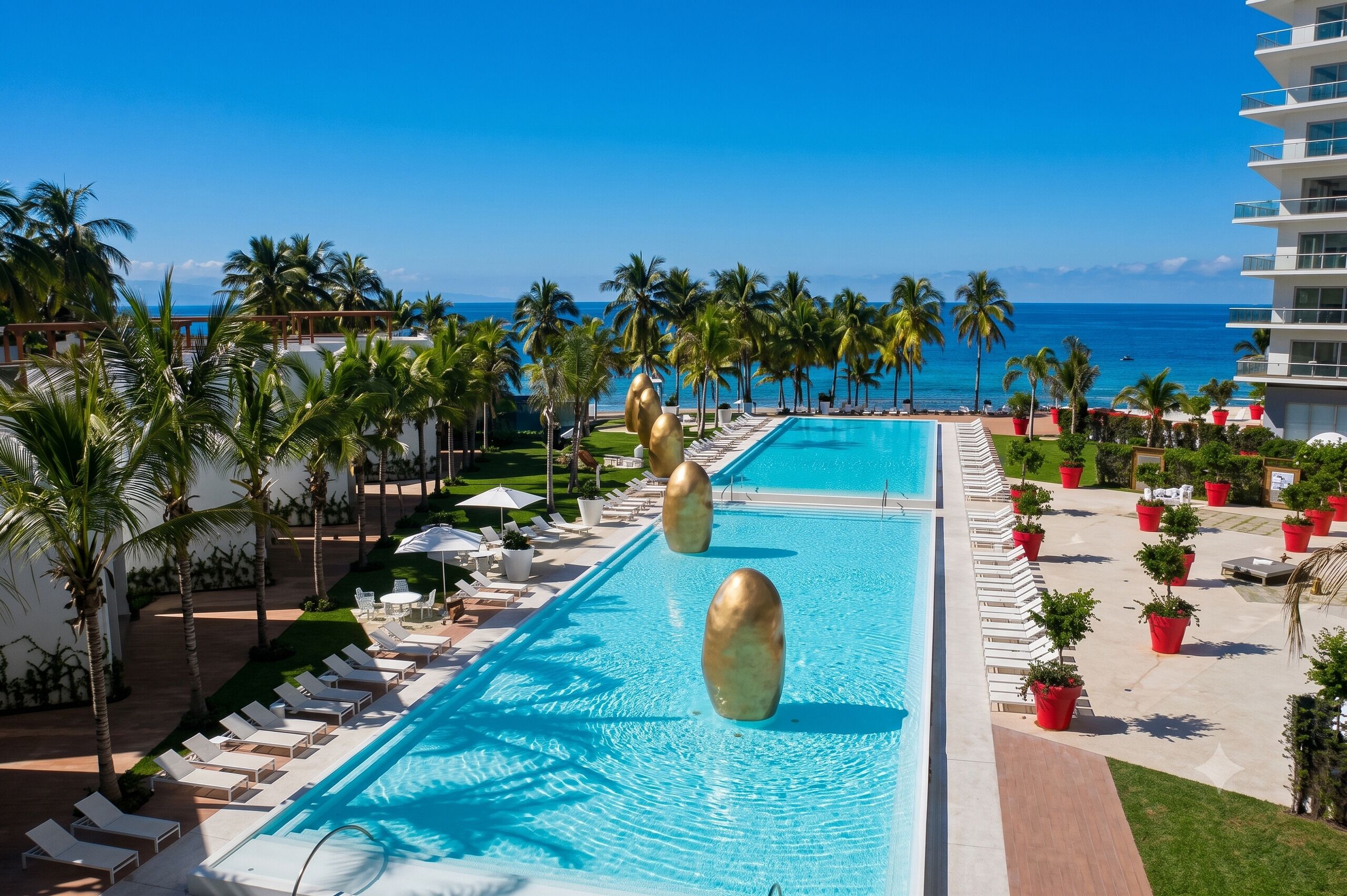 Luxury Apartment | Pool | Outdoor pool