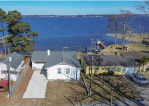 Exterior - Relaxing River House in Hertford, NC (Hertford)