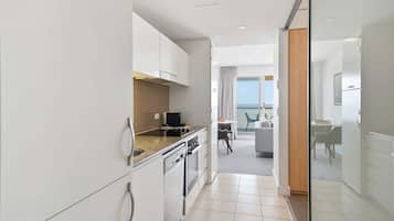 Oven, stovetop, dishwasher, toaster