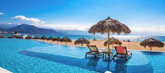 Gran Venetian Resort Stay Oceanfront