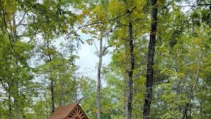 Children’s area - The Willows on Table Rock Lake, 1 Bed / 1 Bath Log Cabin, Pool, Hot Tub & Dock (Shell Knob)