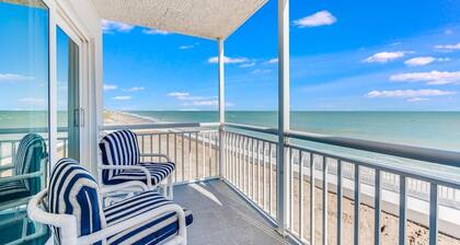 OCEAN BREEZE ESCAPE - 2nd Floor Balcony with FULL oceanfront views! 2 bdr 2 Bath
