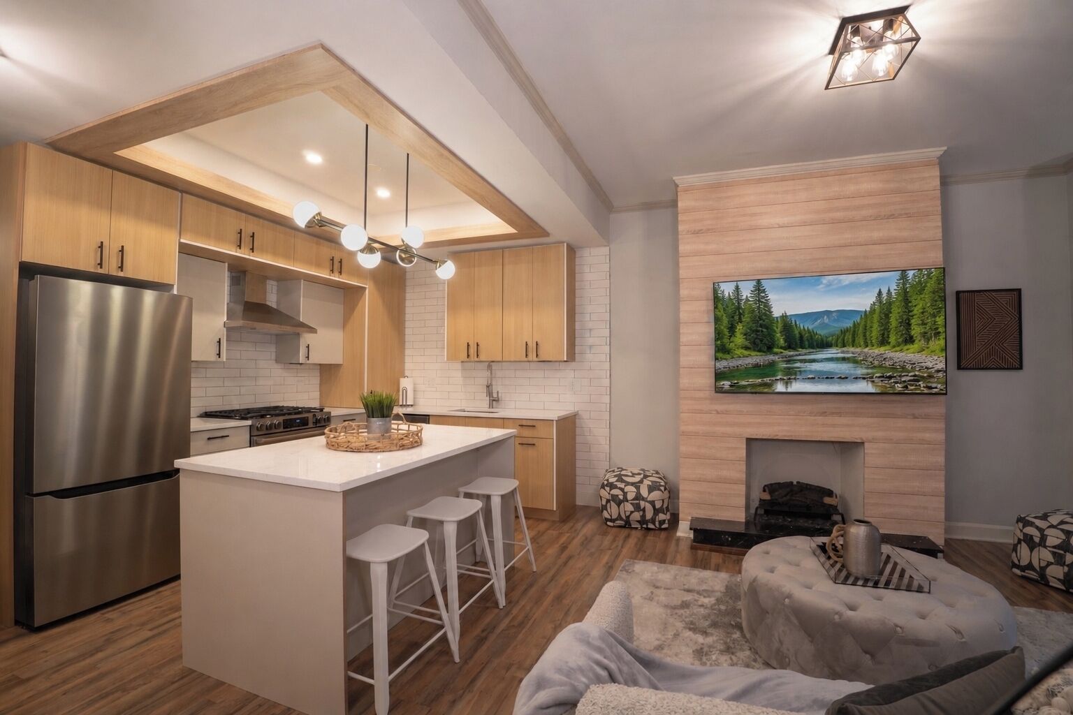 Interior. Near Zoo and Beach • Reading Nook + Parking