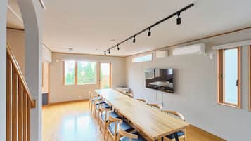 Deluxe-Haus, Nichtraucher (Include projector) | Speisen