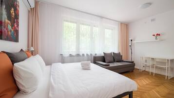 Bügeleisen/Bügelbrett, WLAN, Bettwäsche