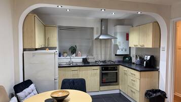 Fridge, stovetop, toaster