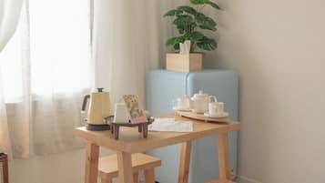 Deluxe Double Room | Dining