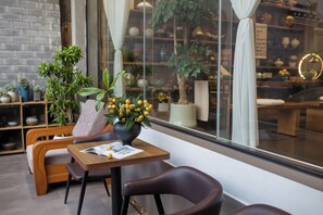 Dining - Yuechuang Banshandu Homestay (Fenghuang)