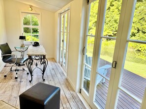 Interior - English country estate lodge, in secluded parklike grounds. (Clevedon)