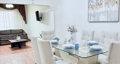 House Equipped with Ideal Location : Tec Monterrey : Hosp Angeles : Invoice
