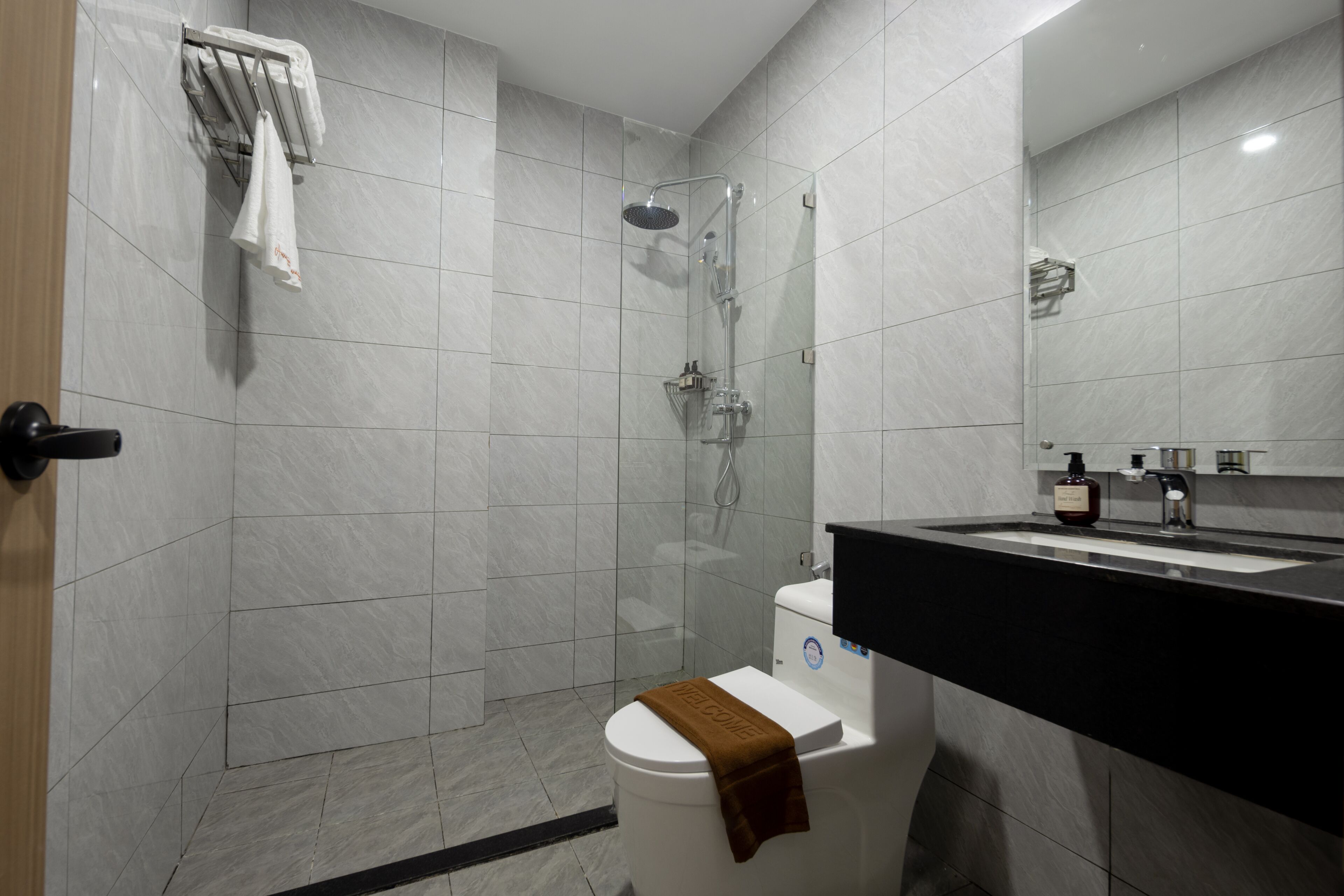 Standard Double Room, City View | Bathroom | Shower, hair dryer, slippers, towels