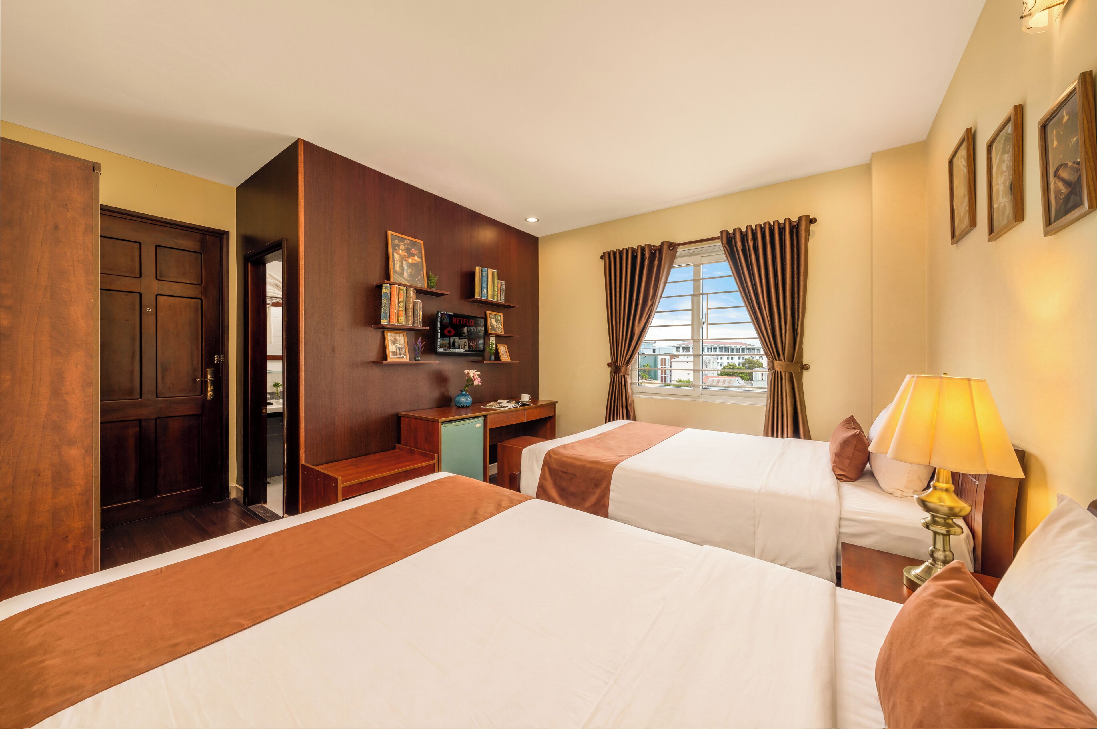 Basic Double Room Single Use, 2 Katil Bujang (Single) | Meja, Wi-fi percuma 