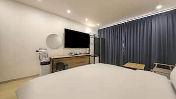 Deluxe Double Room, City View