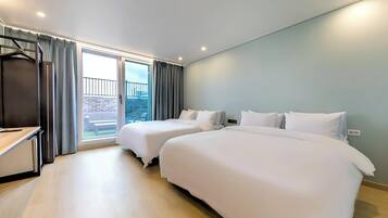 Family Twin Room, Terrace | Blackout drapes, soundproofing, WiFi (free), bed sheets
