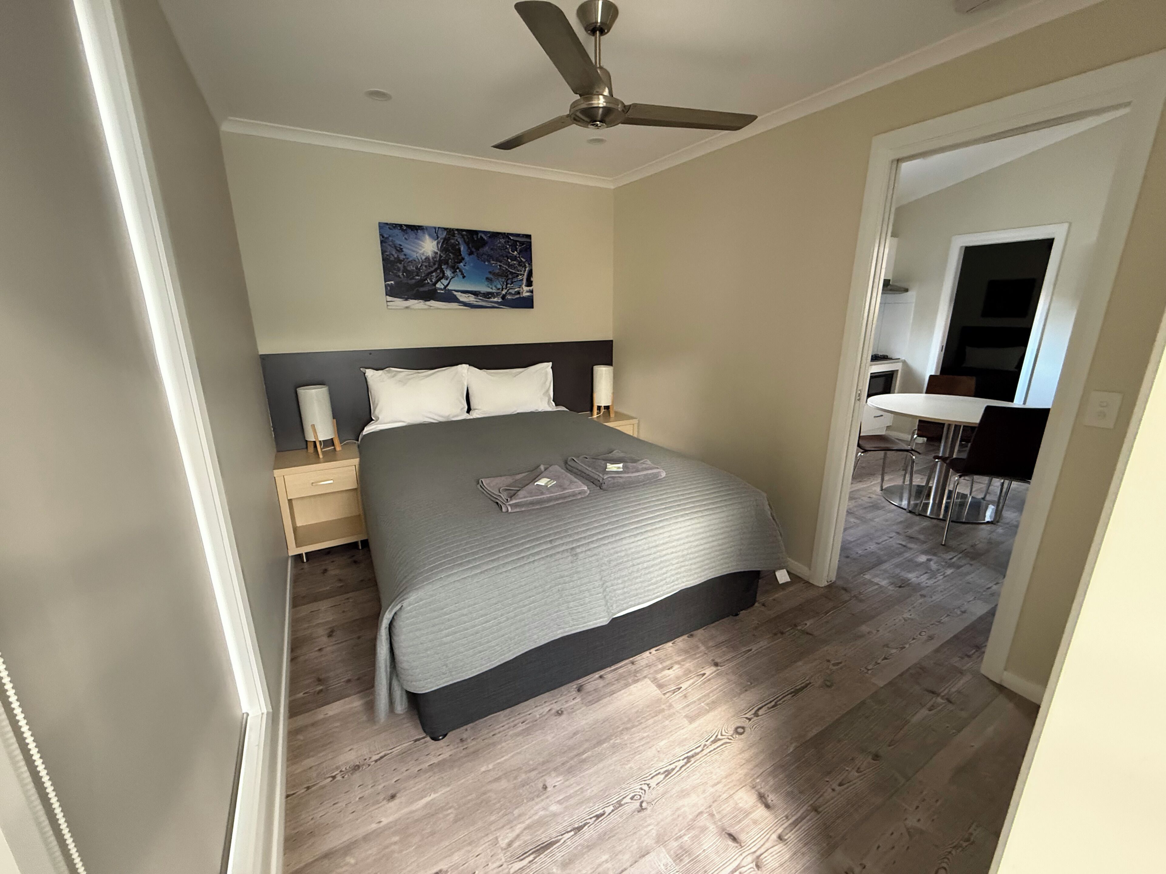  2BR Deluxe Cabins | Free WiFi
