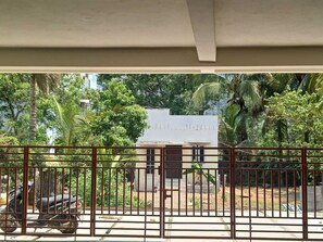 Property grounds - ECR Holiday Stay (Kanathur Reddykuppam)
