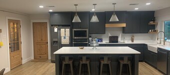 Cozy 2-bedroom farmhouse Aubrey