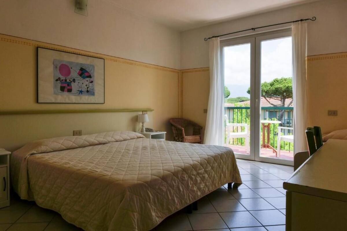 Quadruple Room, Balcony | In-room safe, free WiFi