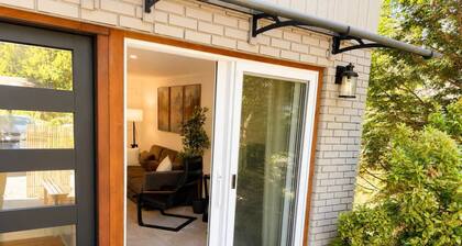 Modern North Van Escape with 2BR | BBQ | Workspace