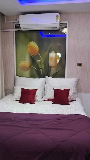 7 bedrooms, in-room safe, desk, iron/ironing board